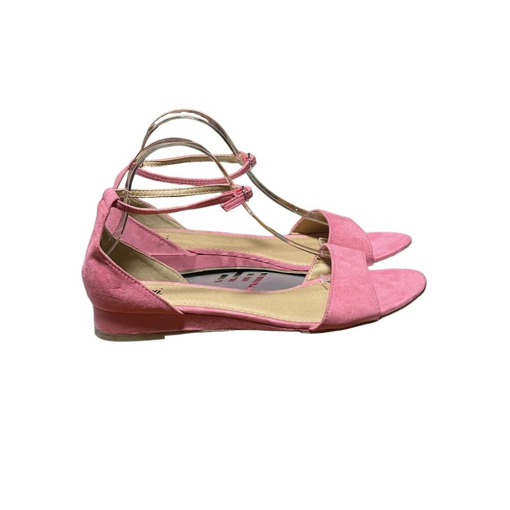 Fiomi Women's Size 10 Pink Faux Suede‎ Ankle Strap Sandals With Buckle Closure